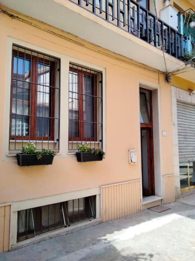 La Casa Di Sara Apartment Nuoro  Exterior foto